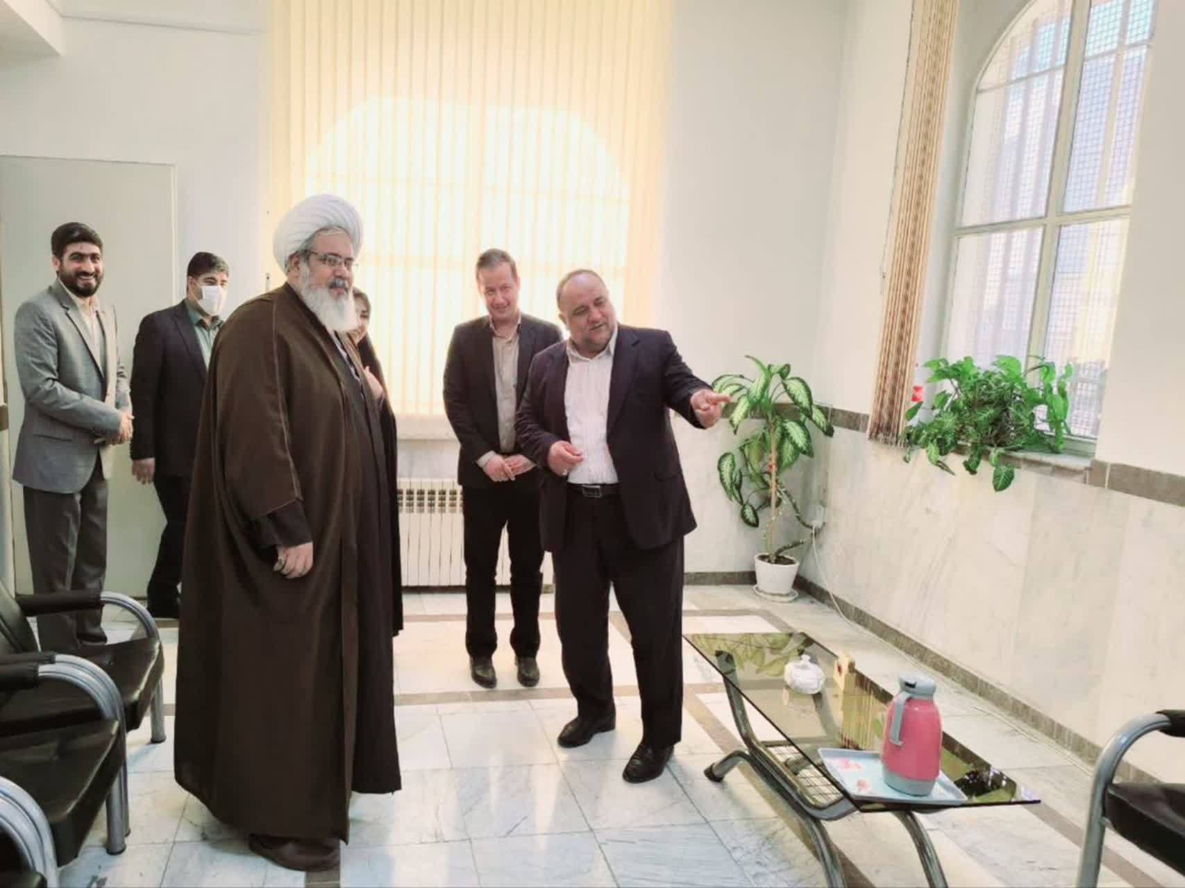 بازديد مديرکل فرهنگ و ارشاد اسلامي کرمانشاه از ستاد کانونهاي مساجد اين استان
