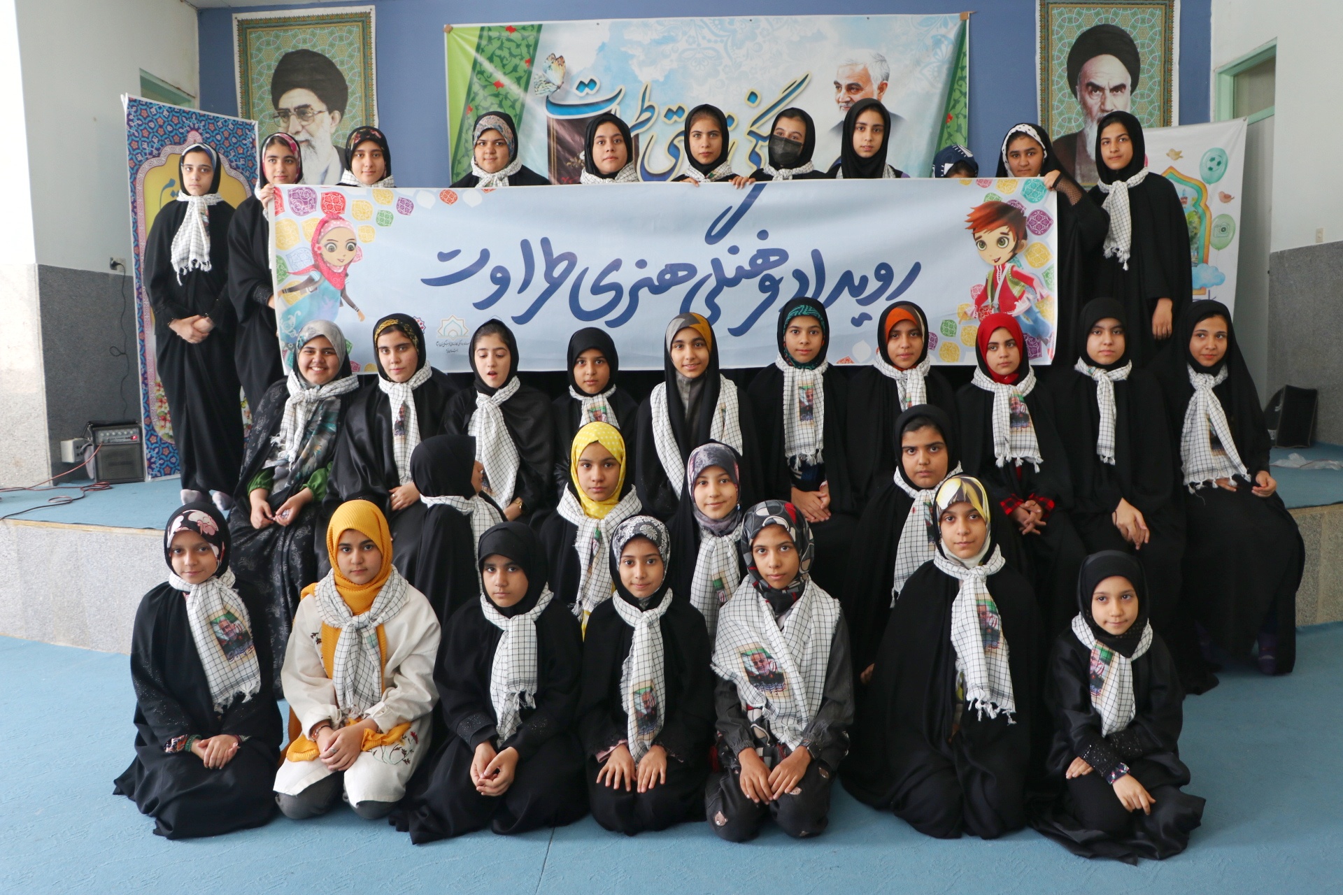 برگزاري اردوي فرهنگي تربيتي با حضور 1400 از نوجوانان کانون هاي مساجد يزد